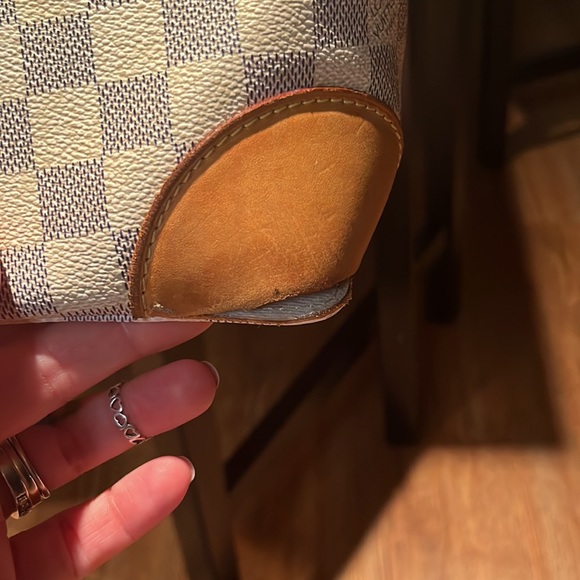 Louis Vuitton bag - Picture 7 of 16